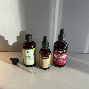 Amazon Cliganic JoJoba Oil, Argan Oil. SVA Amla Fruit Oil.